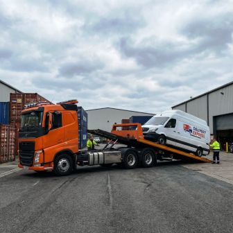 Сколько стоит эвакуатор в Кемерово — реальные цены 2026 от 2200₽